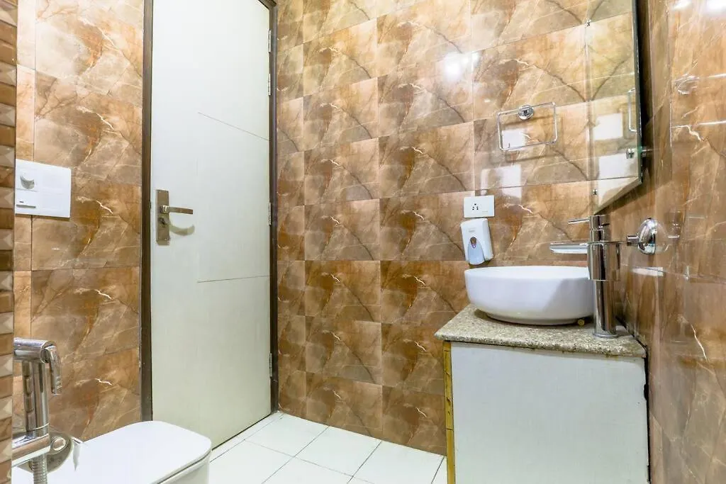 Parfait Street 3Bhk Service Apartment Near Fortis Γκουργκάον 0*,  Ινδία